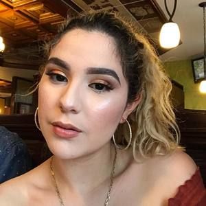 Meet your Posher, Sonia